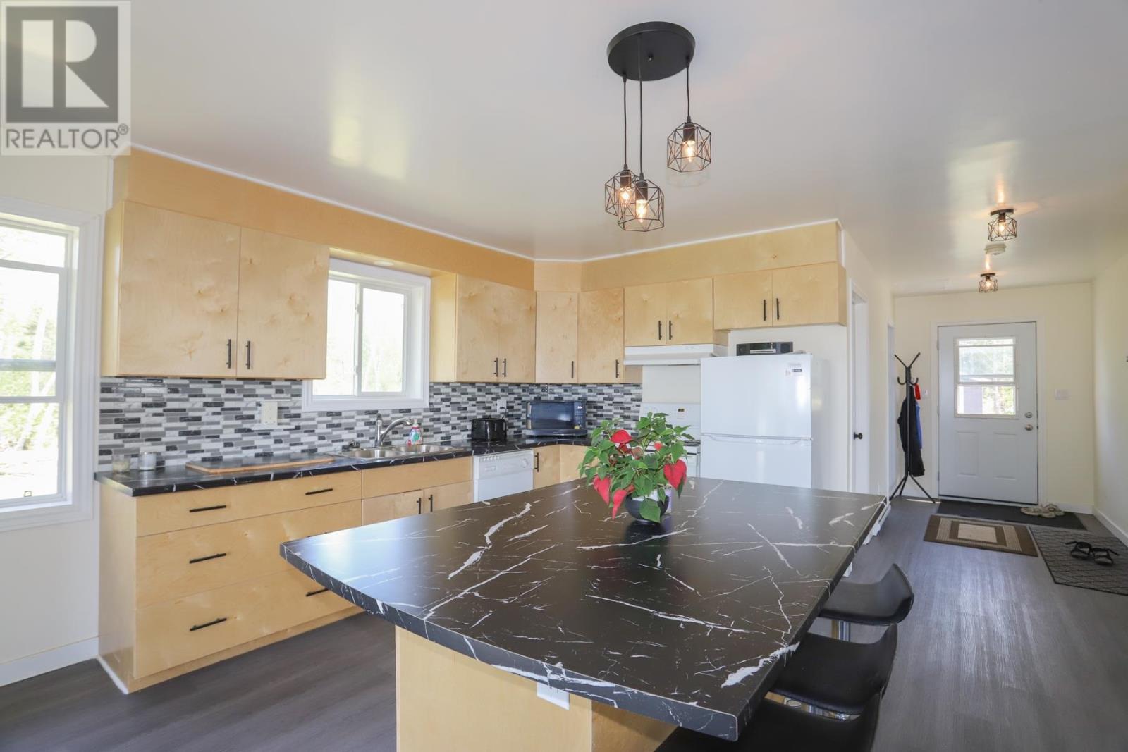 838 Four Seasons DR - 38