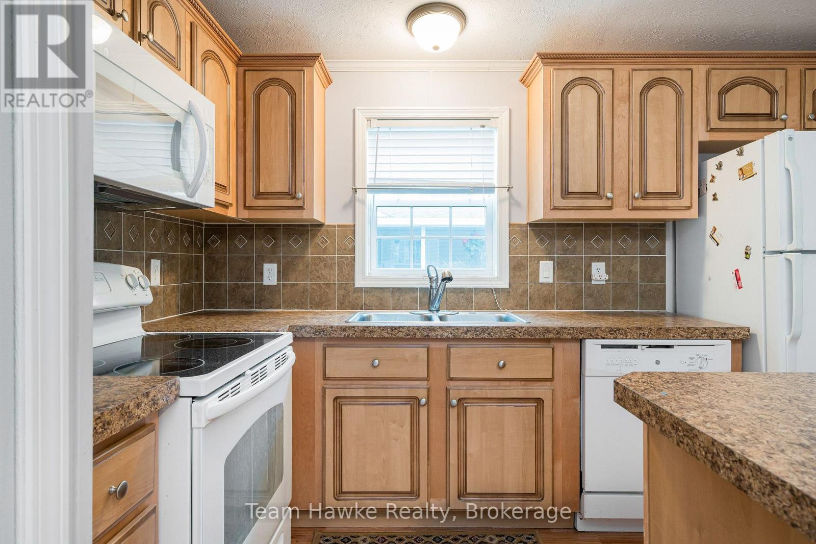 97 GEORGIAN GLEN DRIVE - 10