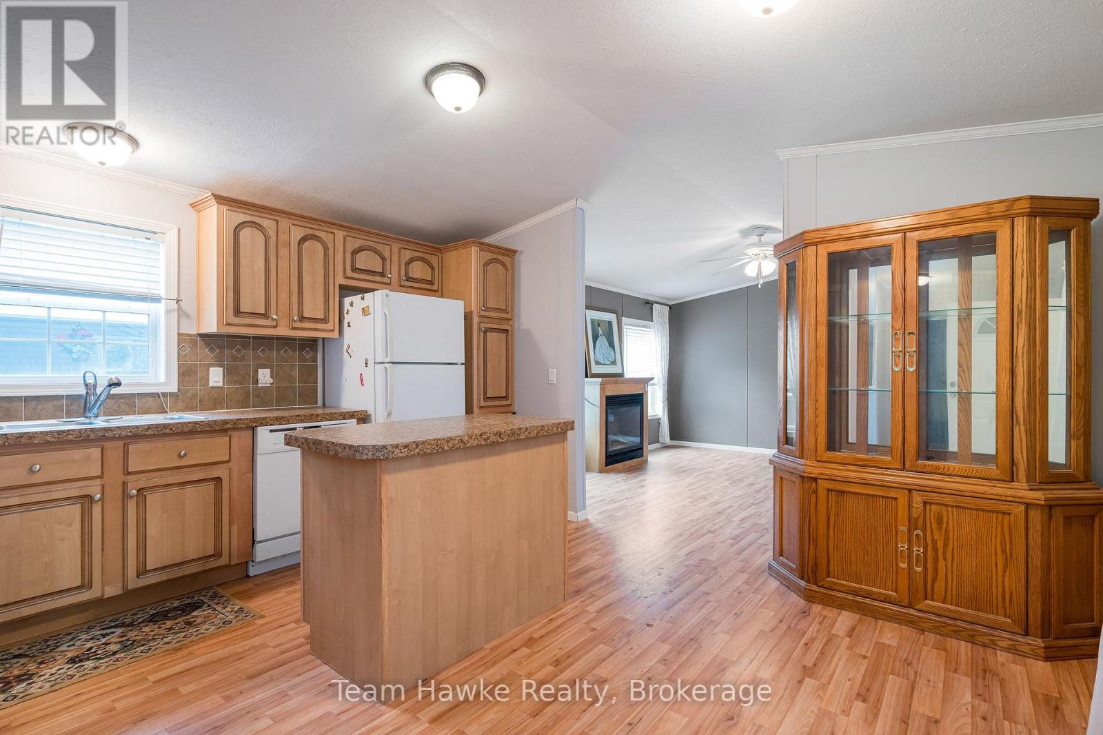 97 GEORGIAN GLEN DRIVE - 11