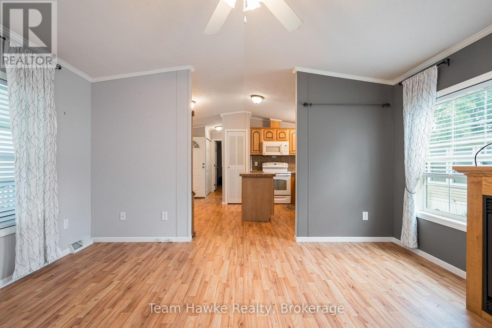 97 GEORGIAN GLEN DRIVE - 6