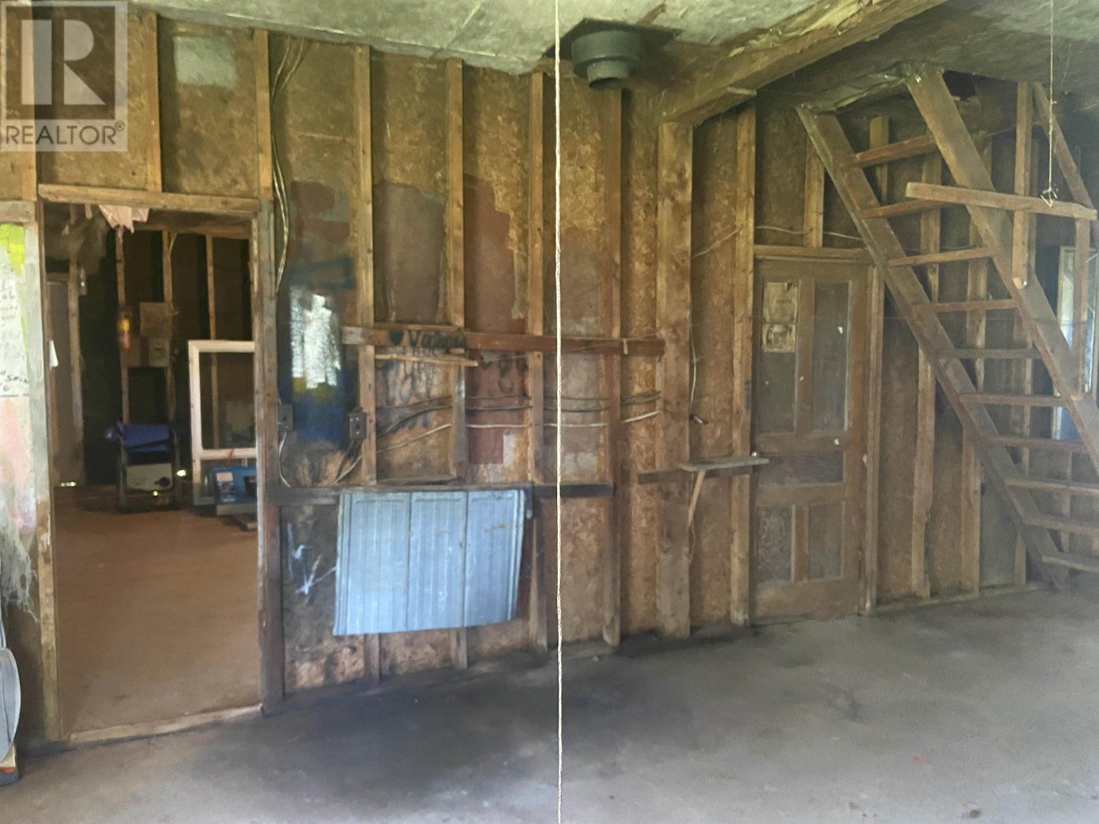 760 Baltic Road - 31
