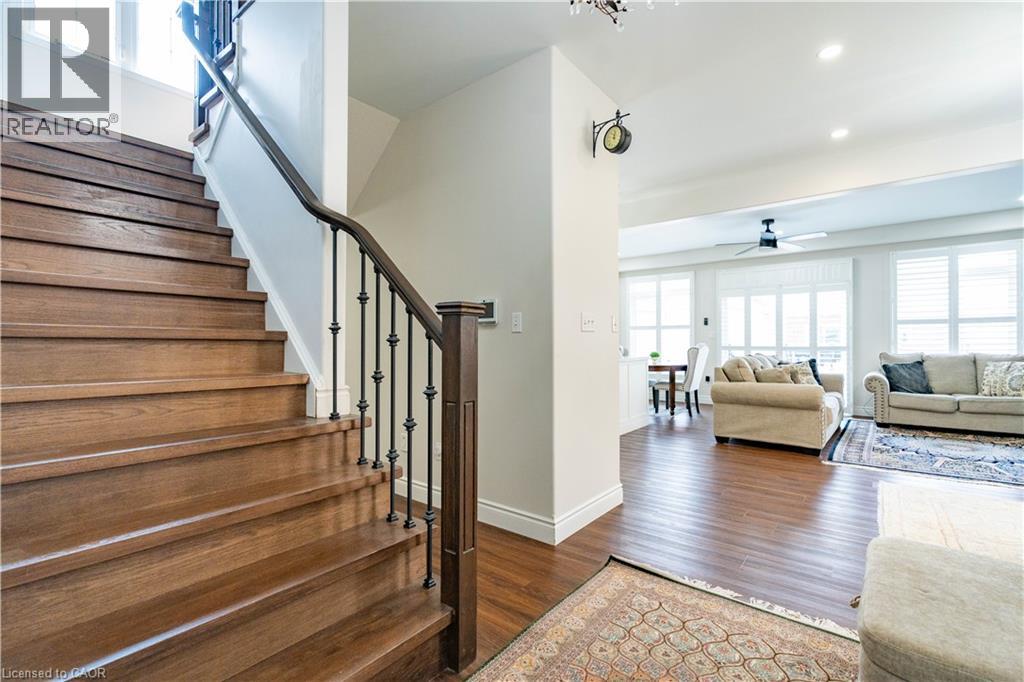 122 IRON GATE Street - Image 5