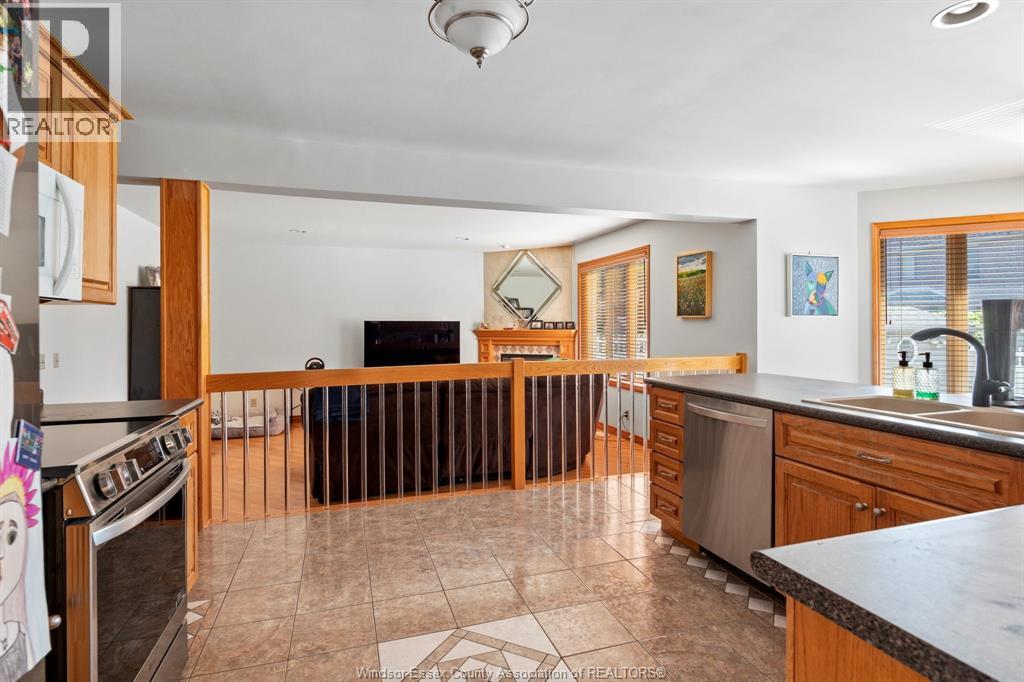 5760 WAYNE - 16