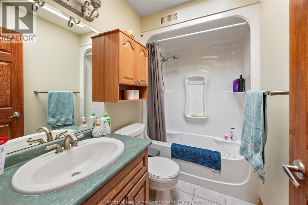 5760 WAYNE - 29