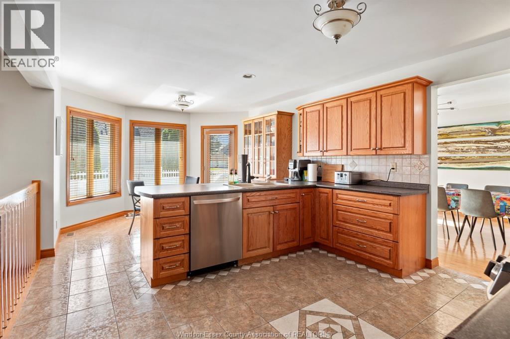 5760 WAYNE - 17