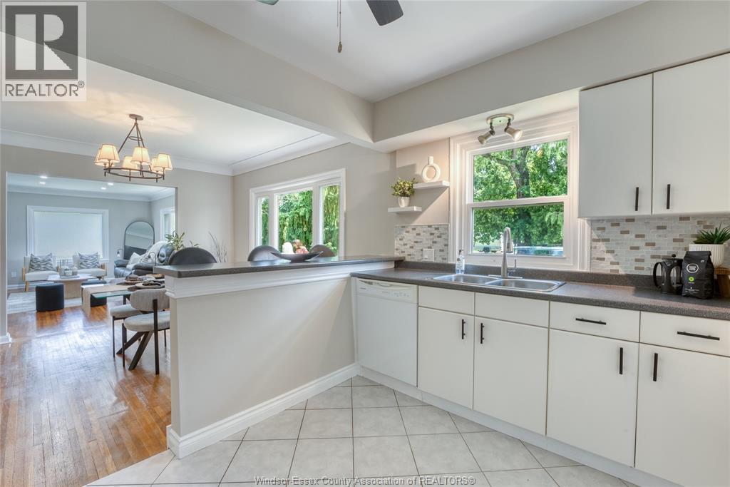 791 Scofield AVENUE - 12