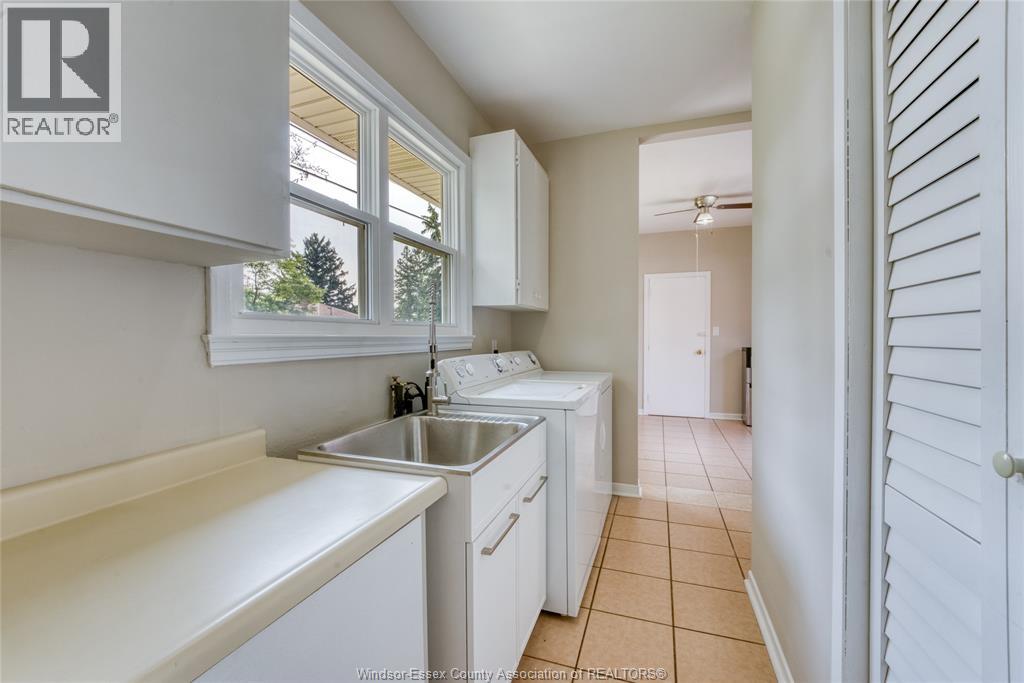 791 Scofield AVENUE - 21