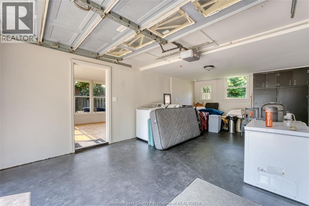 791 Scofield AVENUE - 31