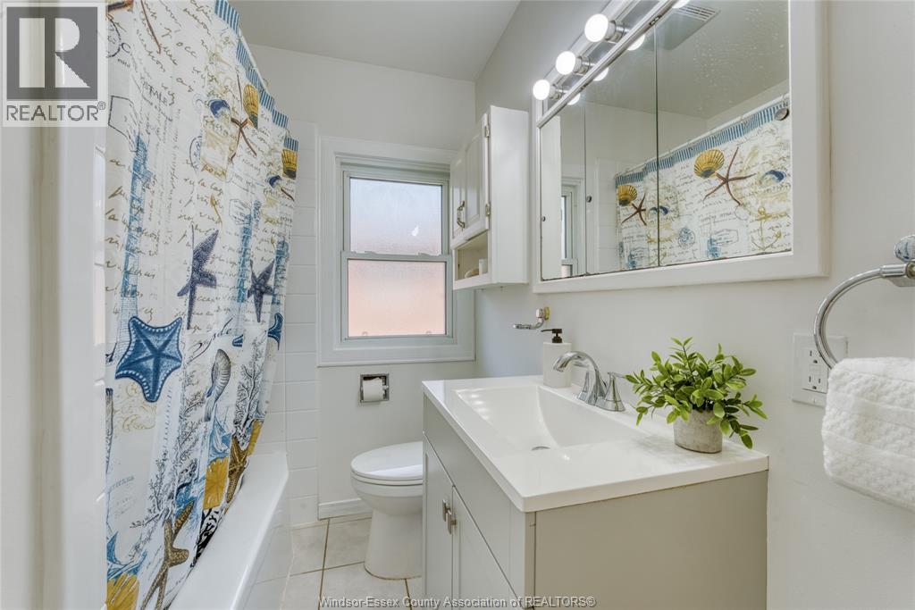 791 Scofield AVENUE - 30