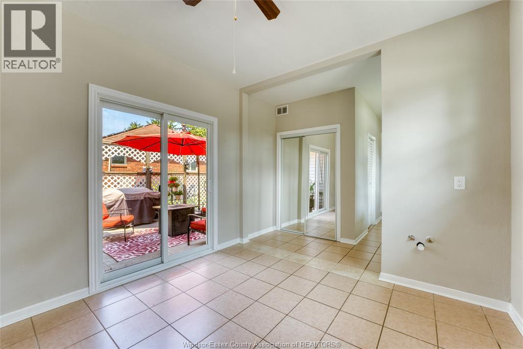 791 Scofield AVENUE - 24