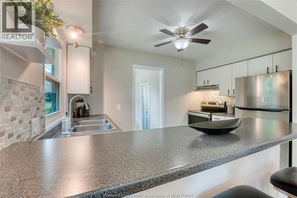 791 Scofield AVENUE - 9