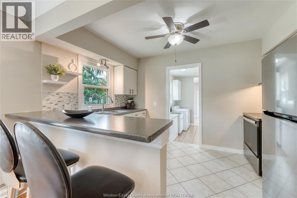 791 Scofield AVENUE - 8