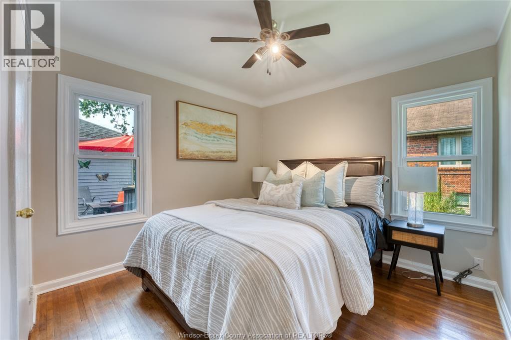 791 Scofield AVENUE - 28