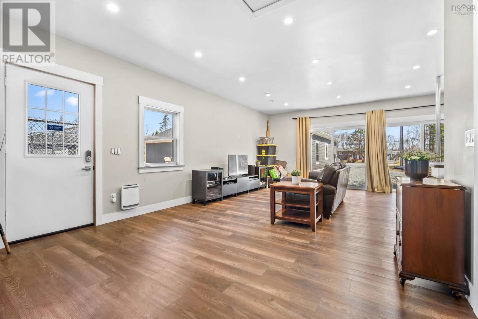 149 & 151 Silver Birch Drive - 31