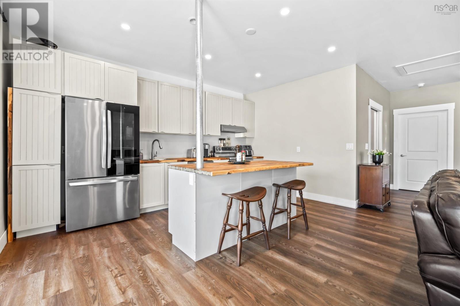 149 & 151 Silver Birch Drive - 35