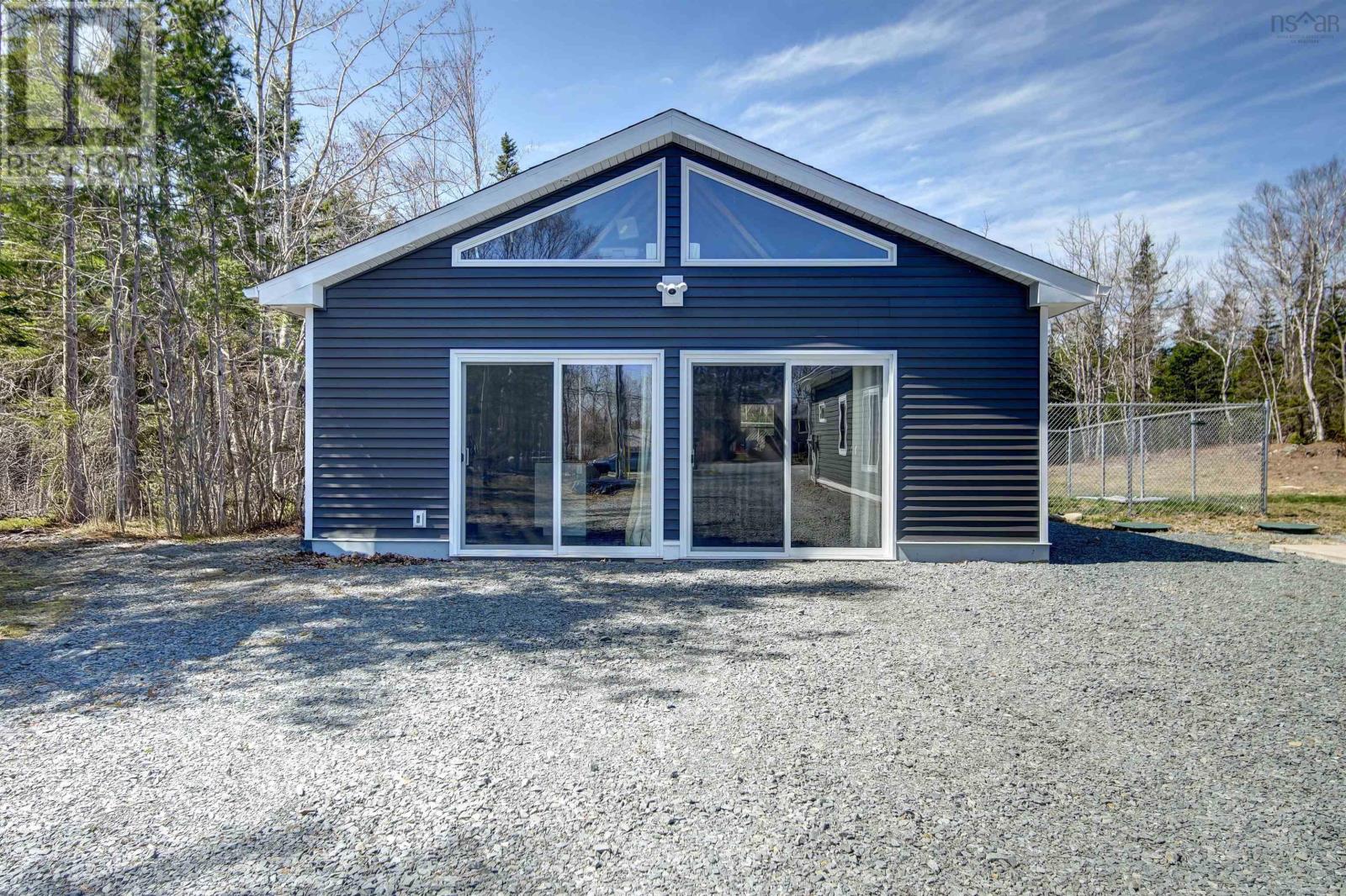 149 & 151 Silver Birch Drive - 30