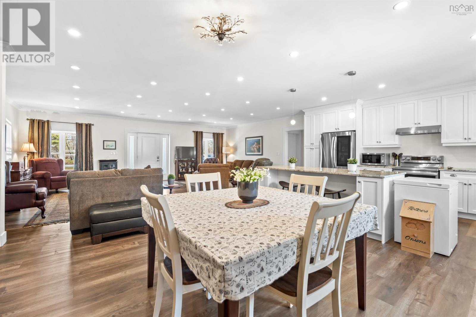 149 & 151 Silver Birch Drive - 7