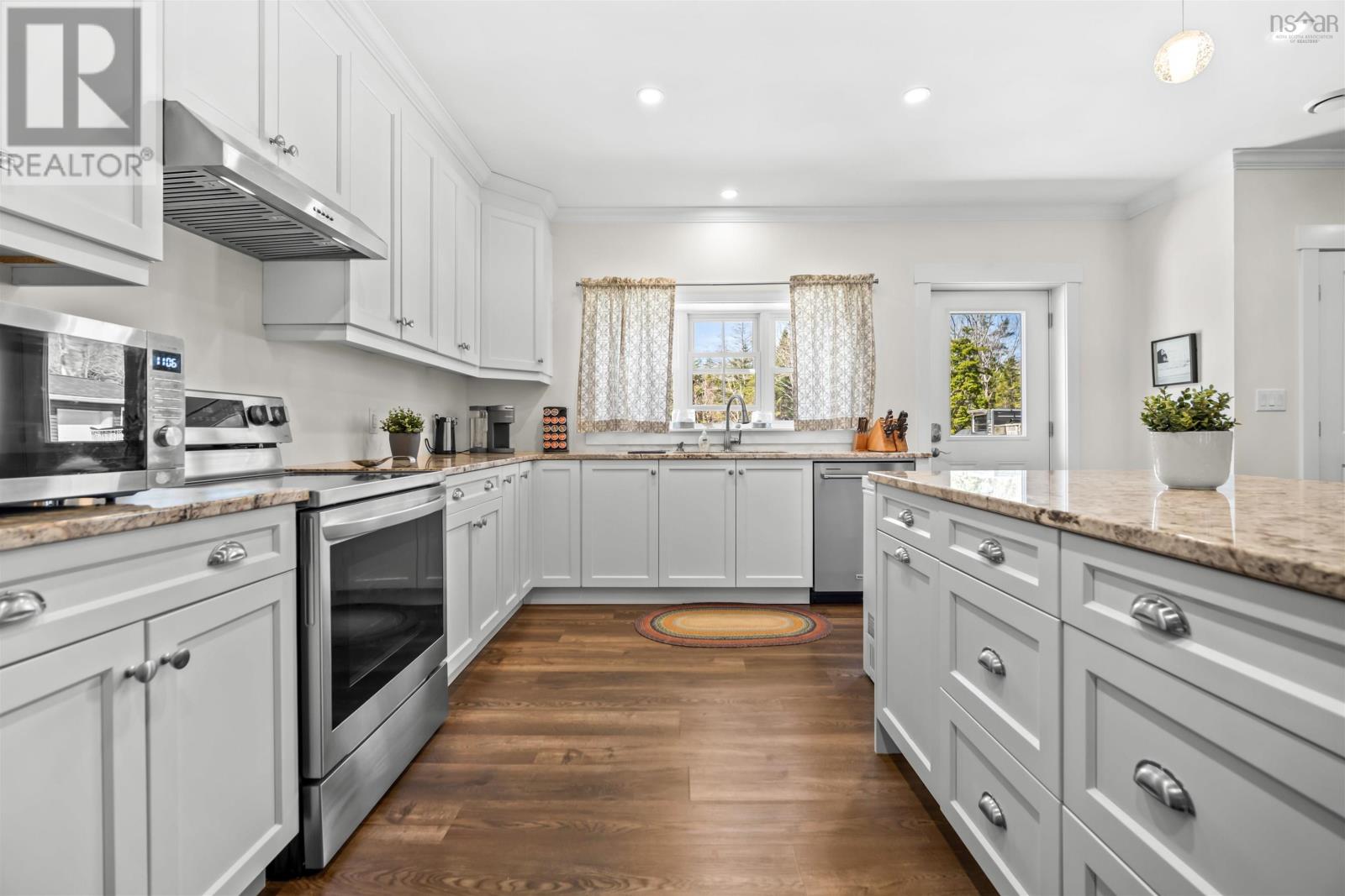 149 & 151 Silver Birch Drive - 9