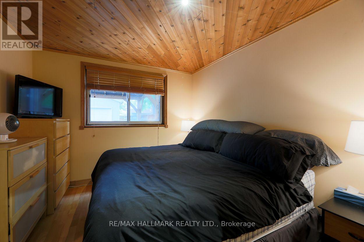 58 CLAREMORE AVENUE - 10