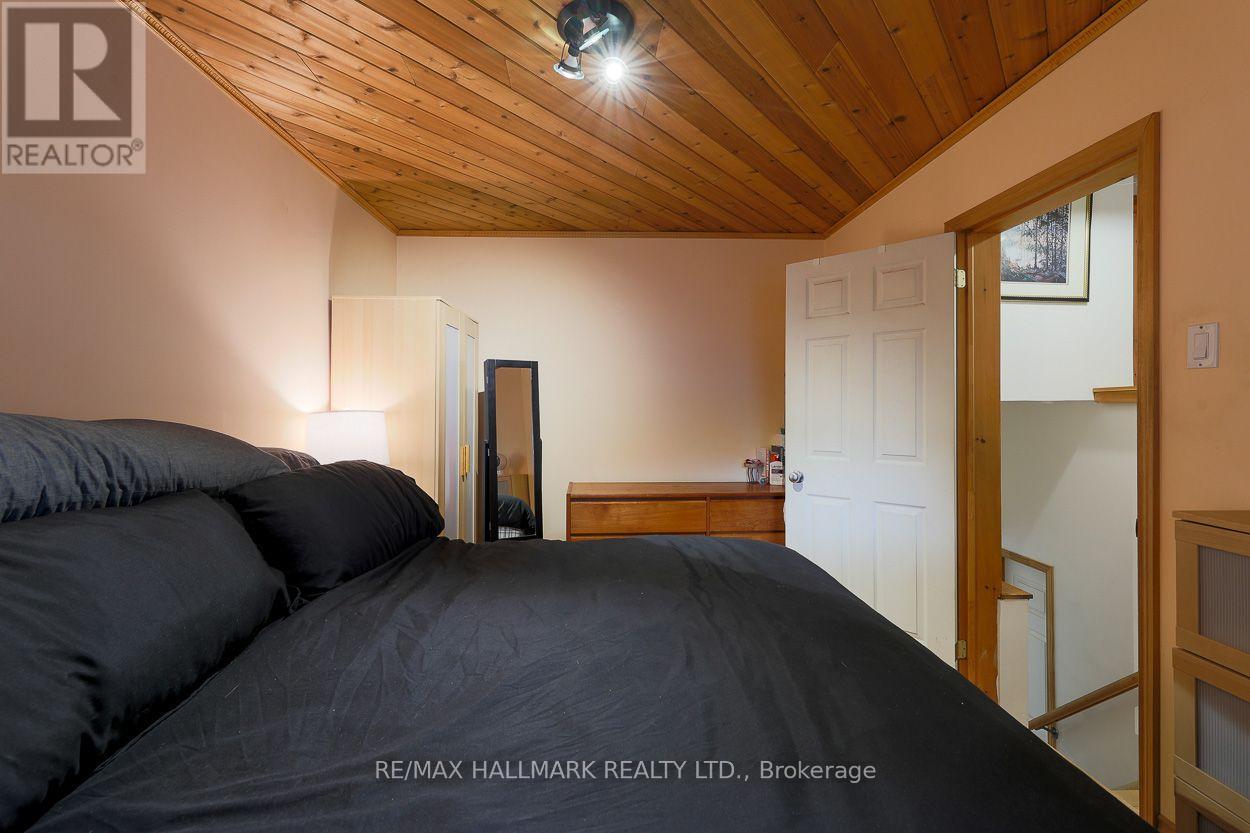 58 CLAREMORE AVENUE - 11