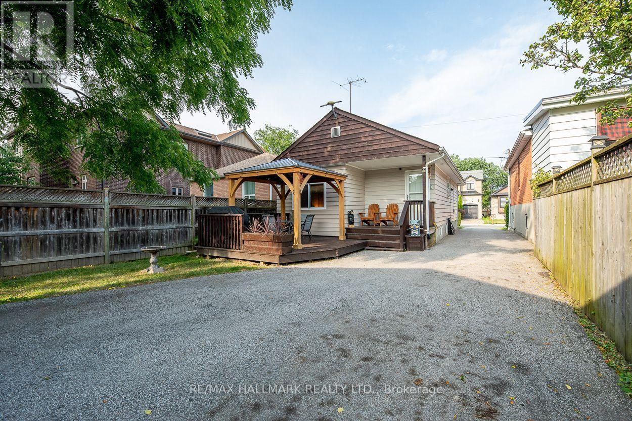 58 CLAREMORE AVENUE - 15