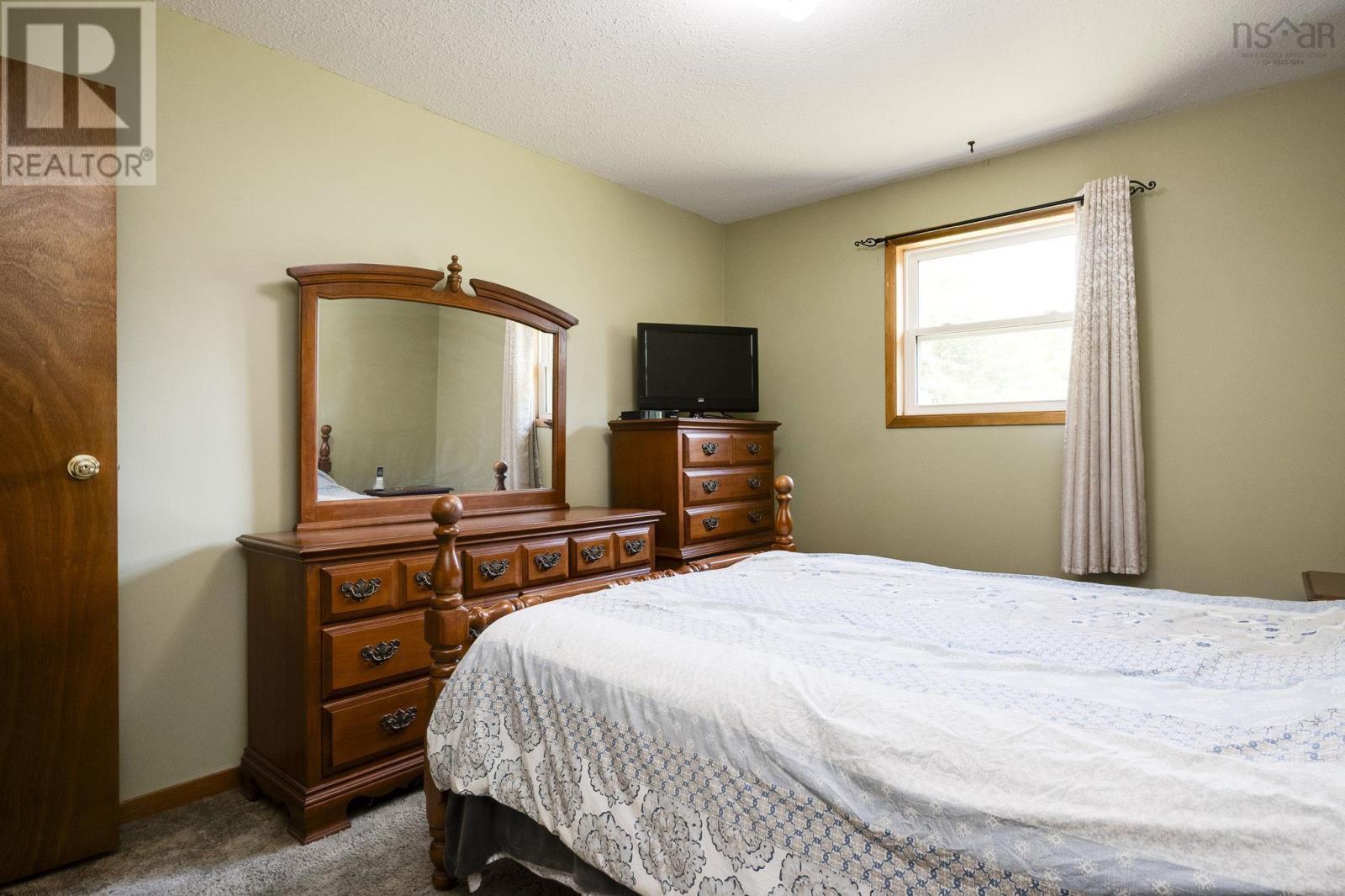 353 Meadowvale Road - Image 24