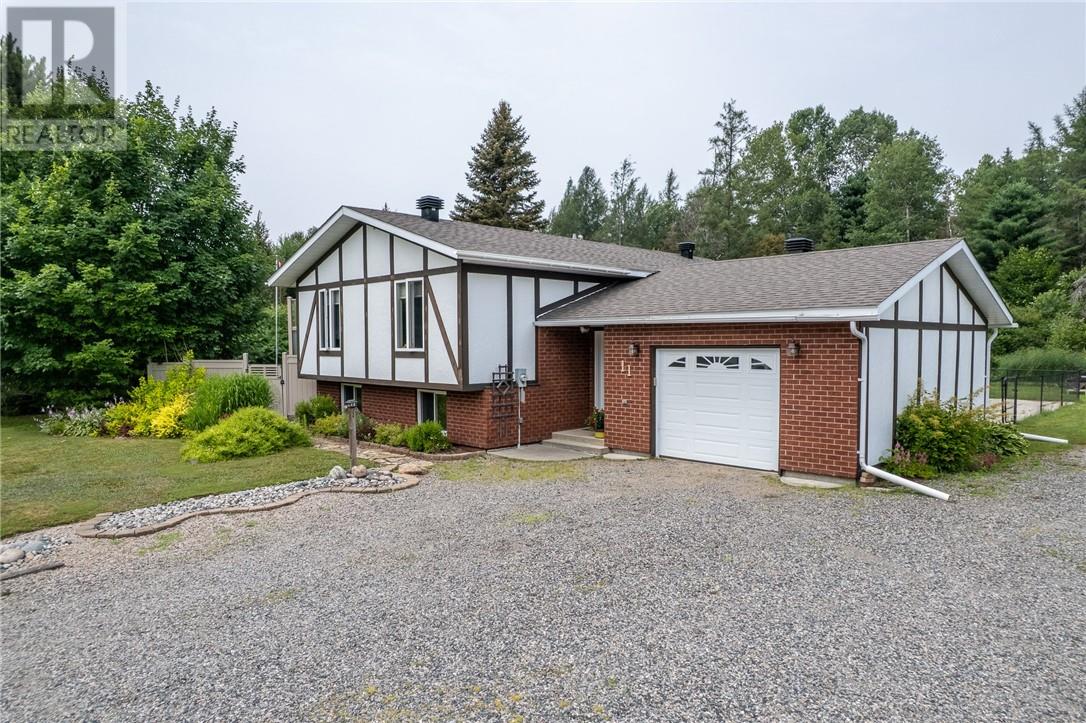 11 Jarbeau Street - Image 56