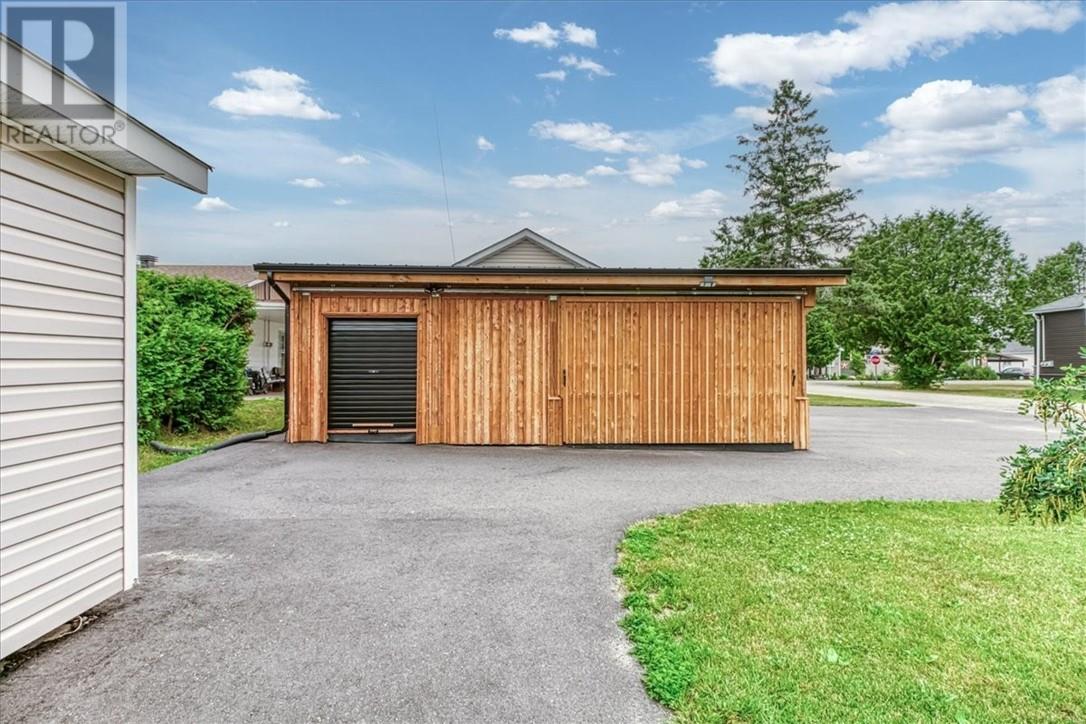 119 Mackie Street - 31