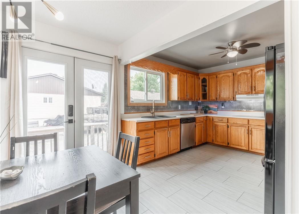 17 Sycamore Street - 12