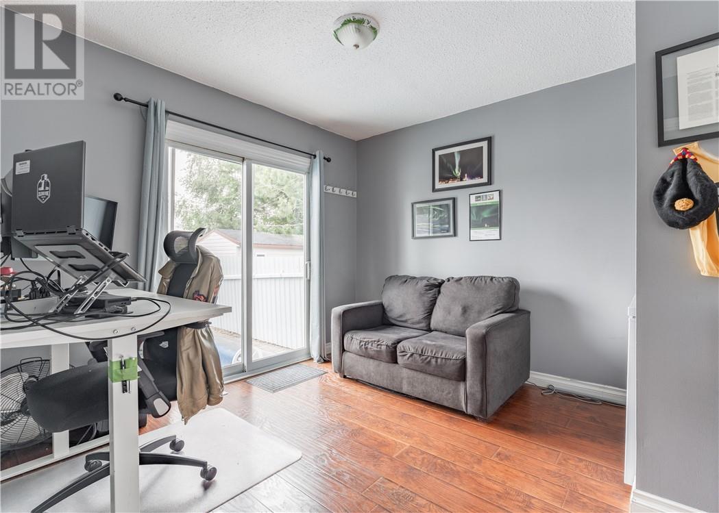 17 Sycamore Street - 20