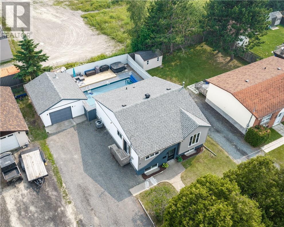 17 Sycamore Street - 30