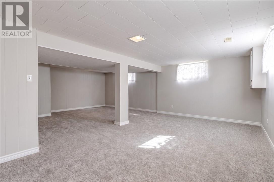 582 Westmount Avenue - Image 16