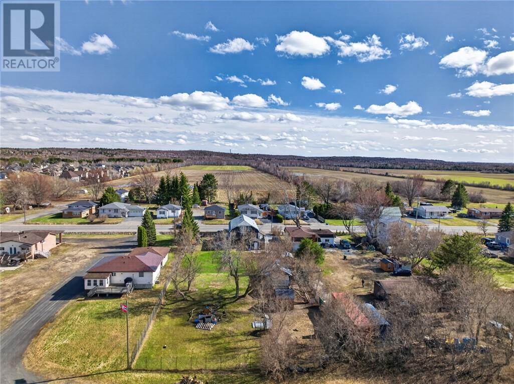 2840 Main Street - 13
