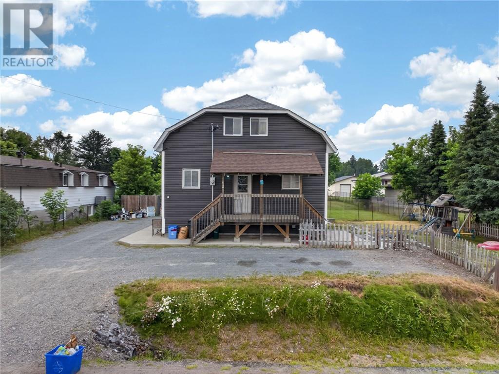 2840 Main Street - 18