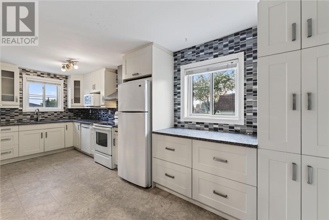 2840 Main Street - 34