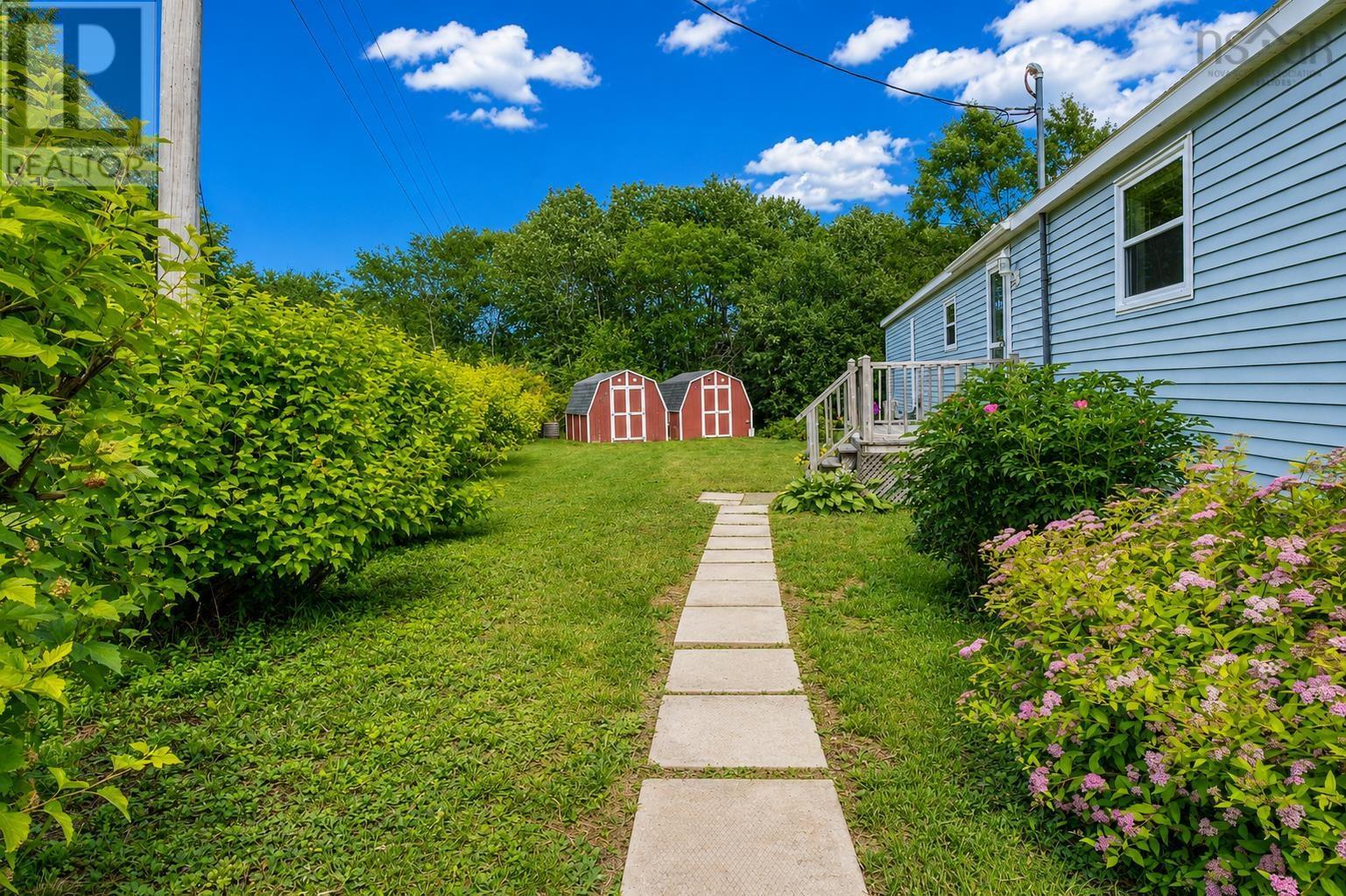 422 Chapel Road - 17