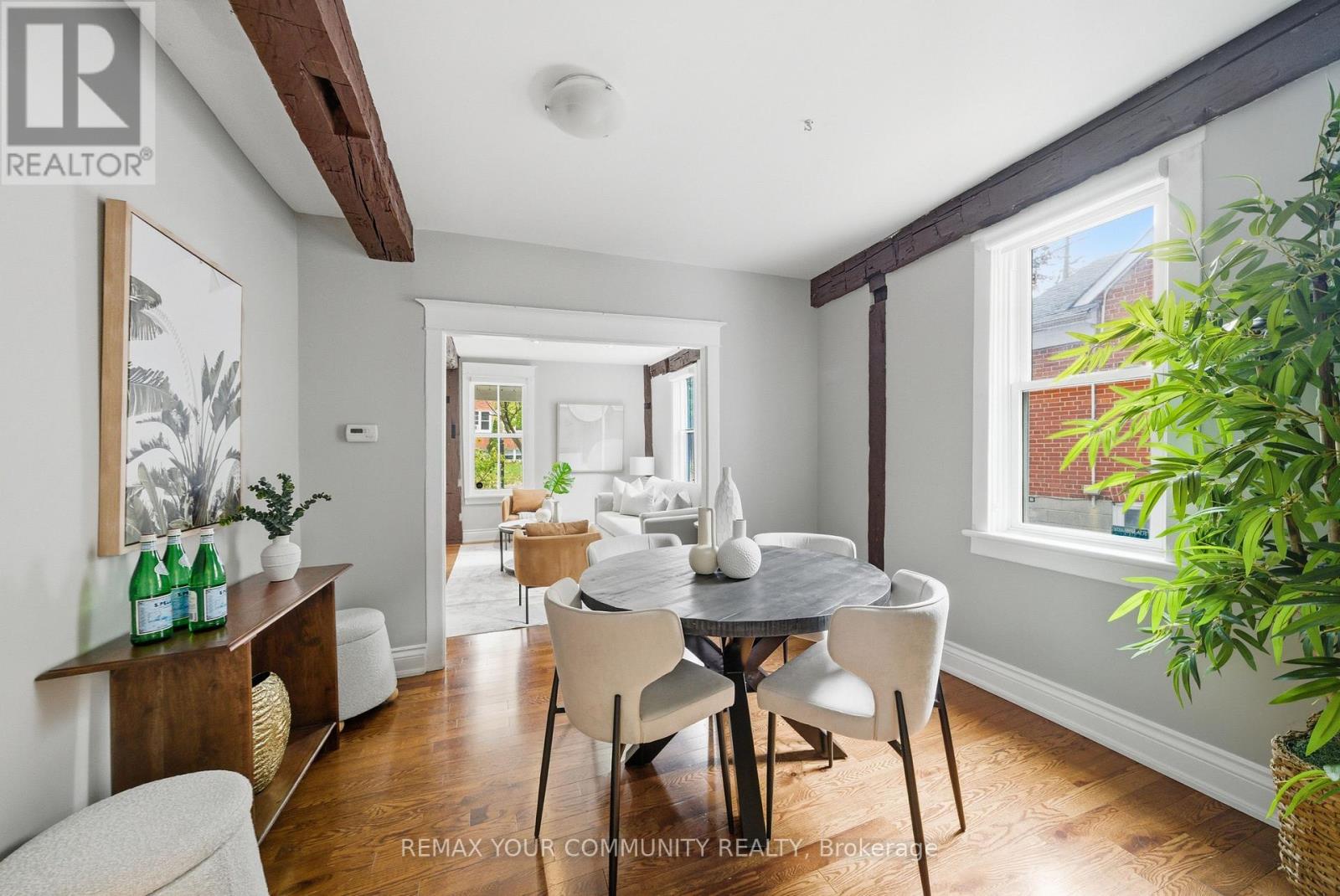 30 ELIZABETH STREET S - 9
