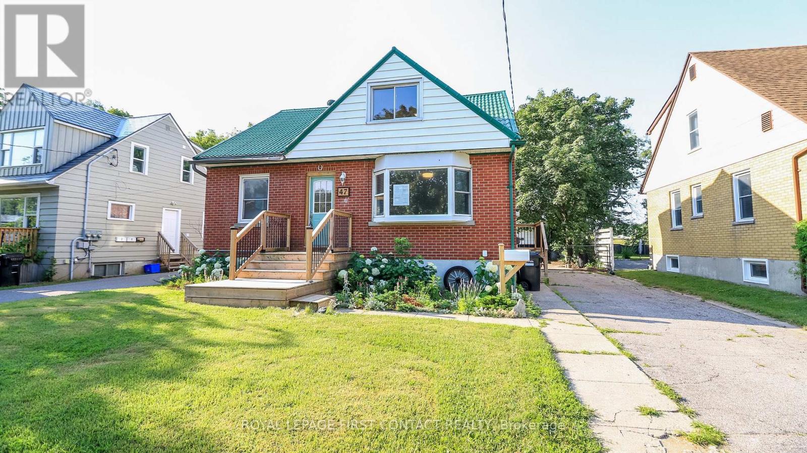 47 CAMPBELL AVENUE - 1