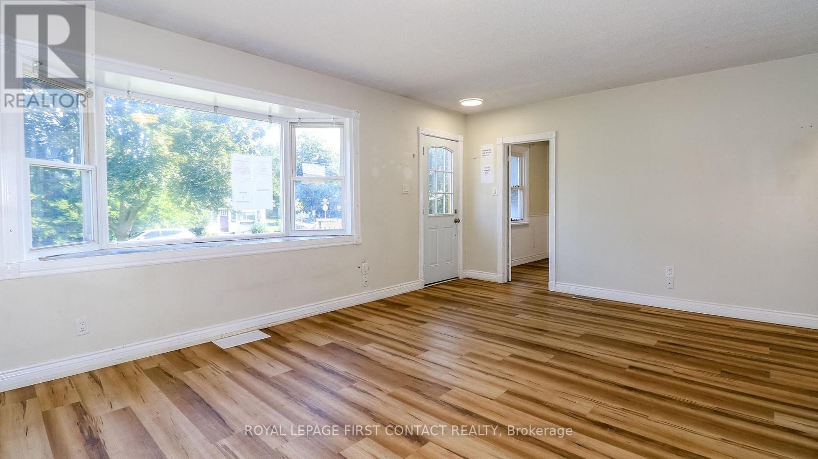 47 CAMPBELL AVENUE - 15