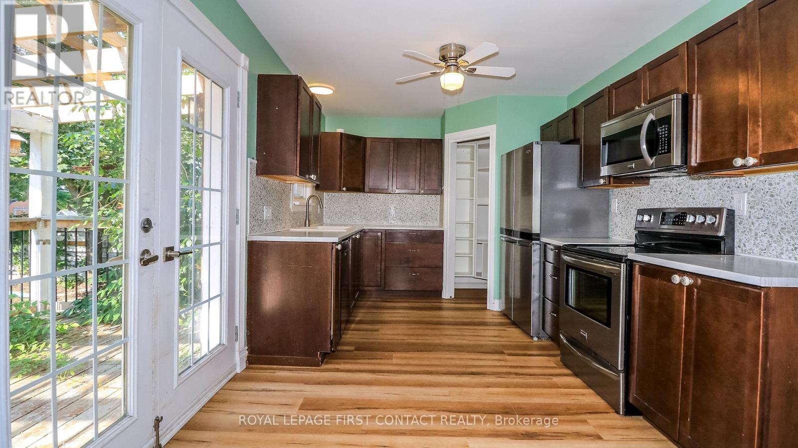 47 CAMPBELL AVENUE - 19
