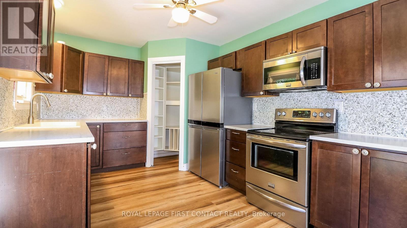 47 CAMPBELL AVENUE - 20