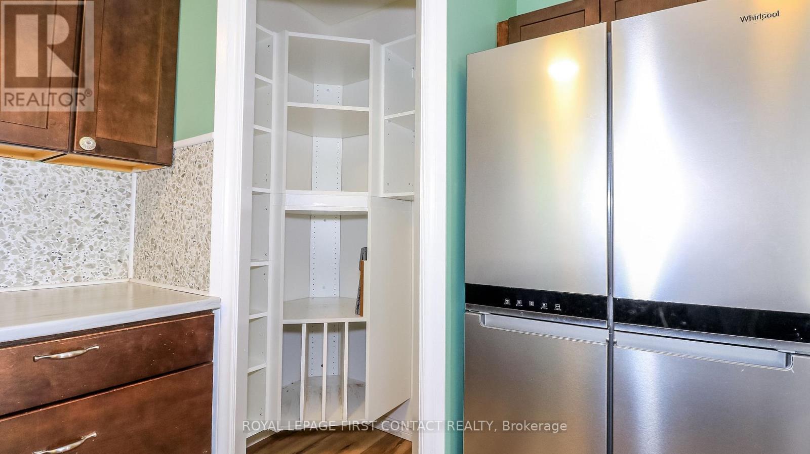 47 CAMPBELL AVENUE - 22