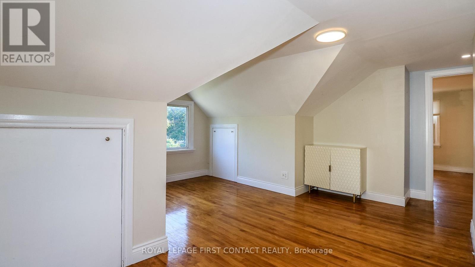 47 CAMPBELL AVENUE - 29