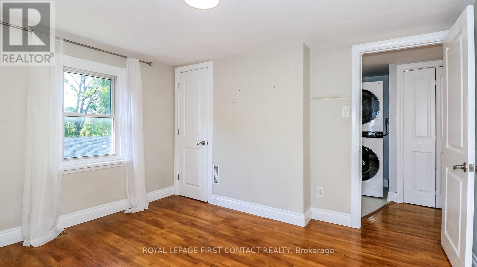 47 CAMPBELL AVENUE - 35