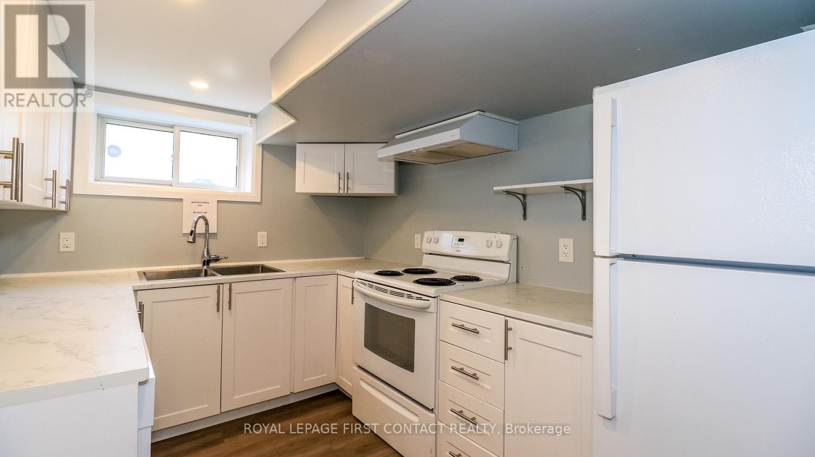 47 CAMPBELL AVENUE - 41