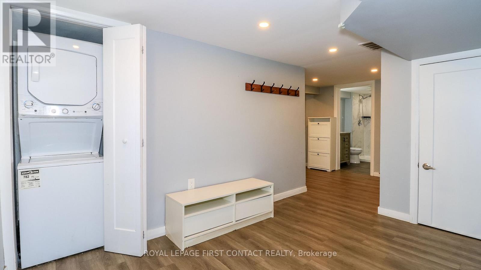 47 CAMPBELL AVENUE - 45