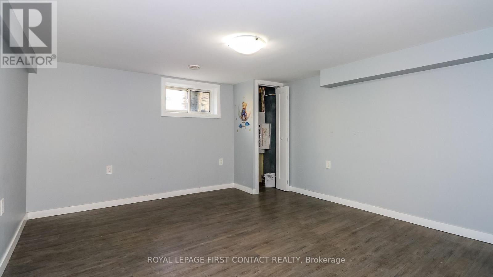47 CAMPBELL AVENUE - 48