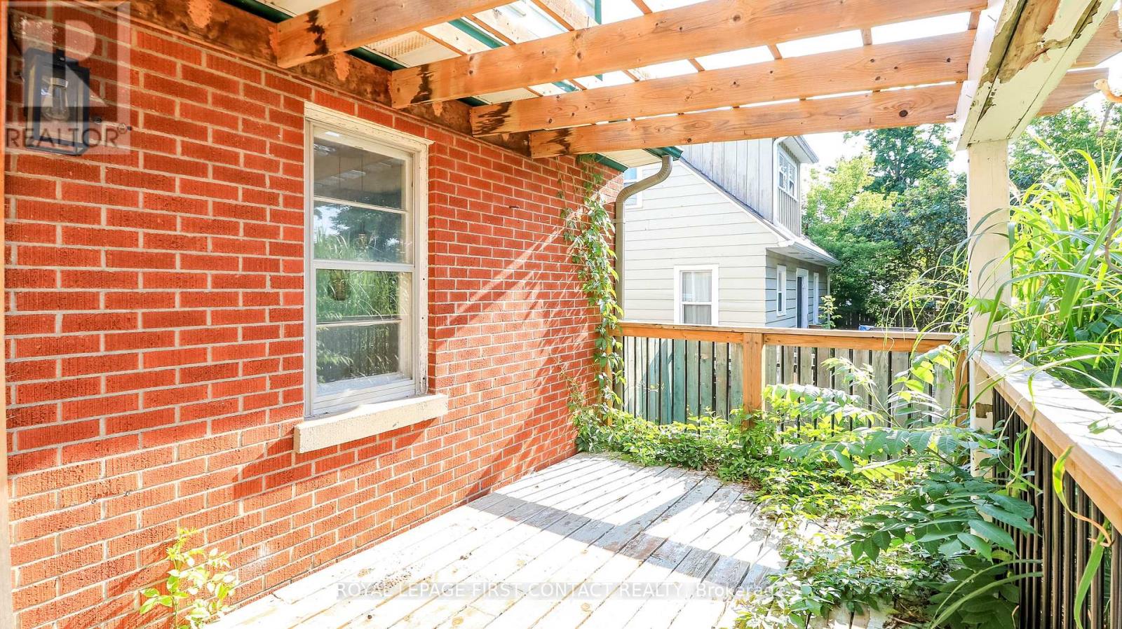 47 CAMPBELL AVENUE - 7