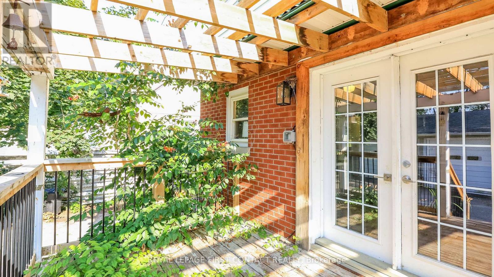 47 CAMPBELL AVENUE - 8
