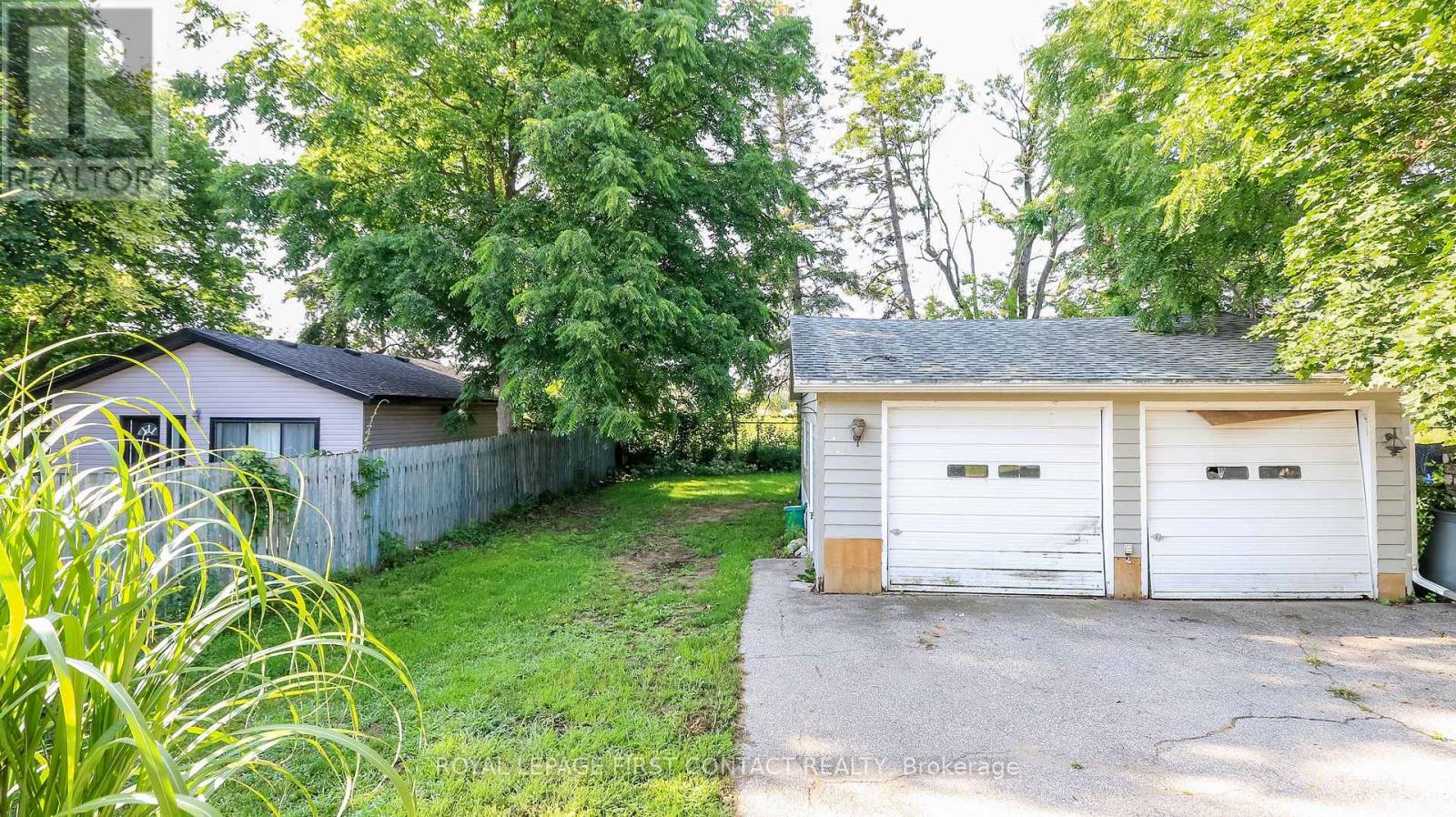 47 CAMPBELL AVENUE - 9